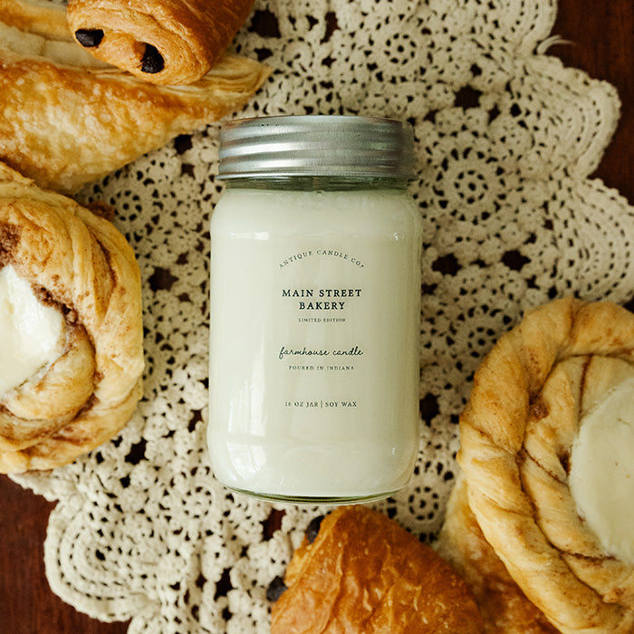 Main Street Bakery 16 oz candle