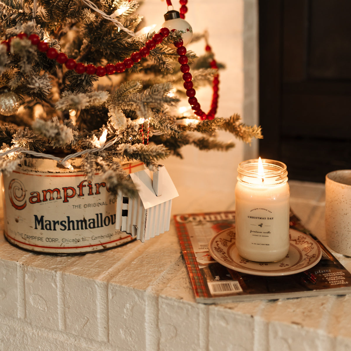 Christmas Day 16 oz candle