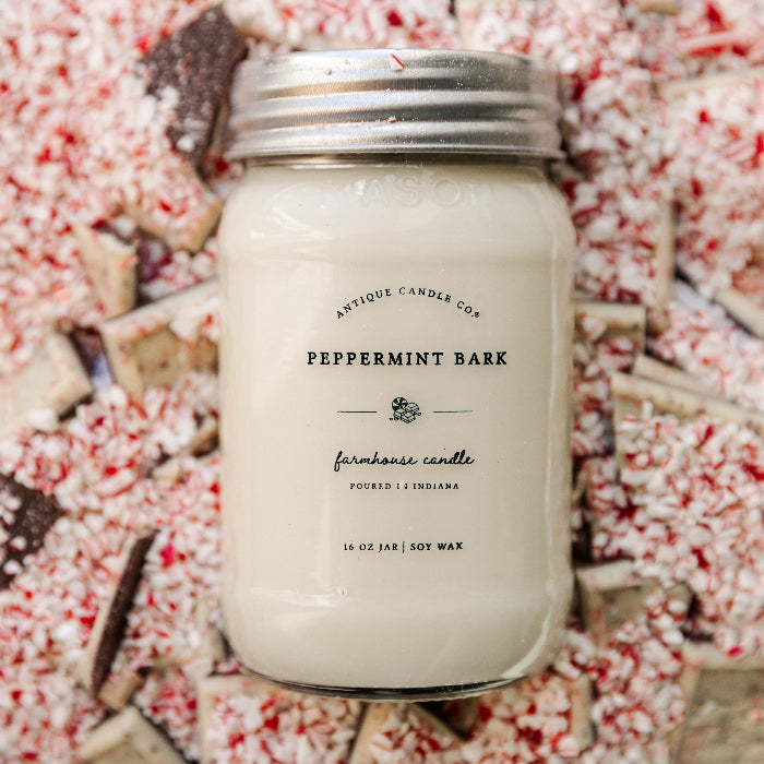 Peppermint Bark 16 oz candle